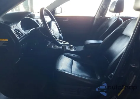 2011 Hyundai Genesis 4.6L z USA, uszkodzony, nr VIN KMHGC4DF6BU127080